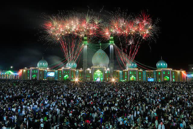برگزاری مراسم تجمعی نیمه شعبان در اماکن متبرکه ممنوع است