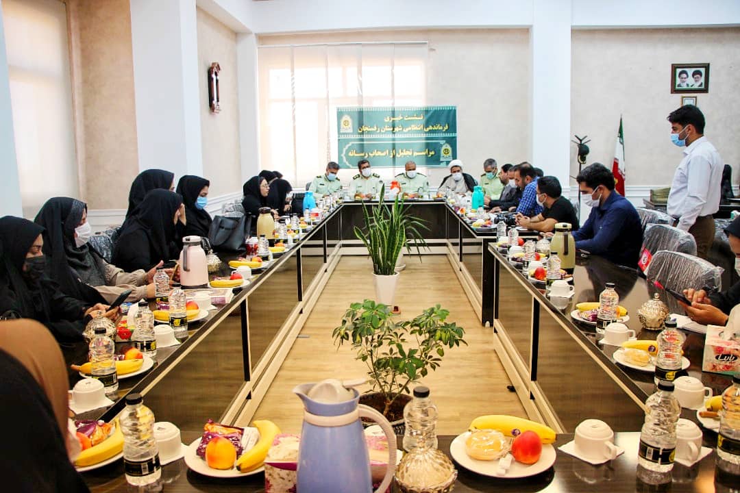 نشست خبری فرماندهی نیروی انتظامی رفسنجان در هفته دولت